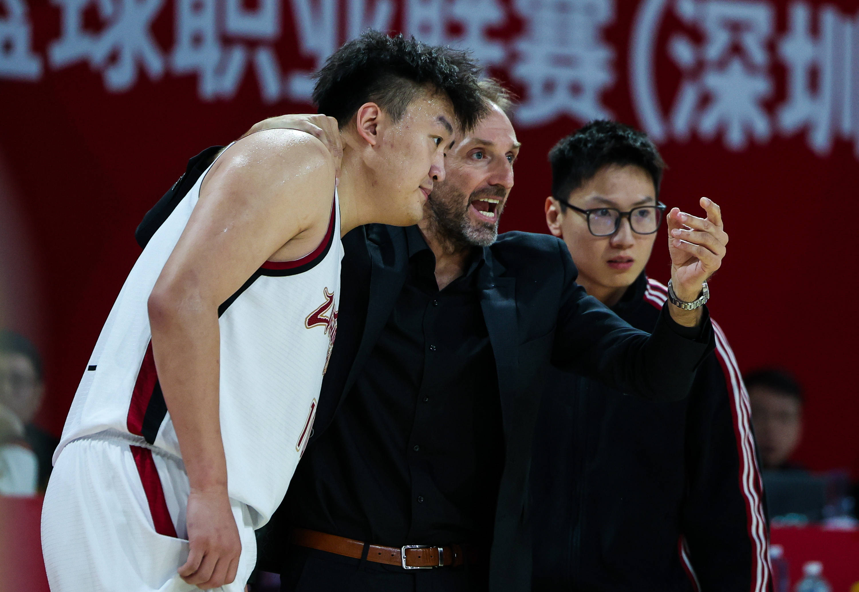 九游官网入口-刚刚！马赛围绕CBA季后赛远射贴柱清晨奥兰多魔术调整名单以备CBA常规赛，马赛伤情更新备战欧篮联