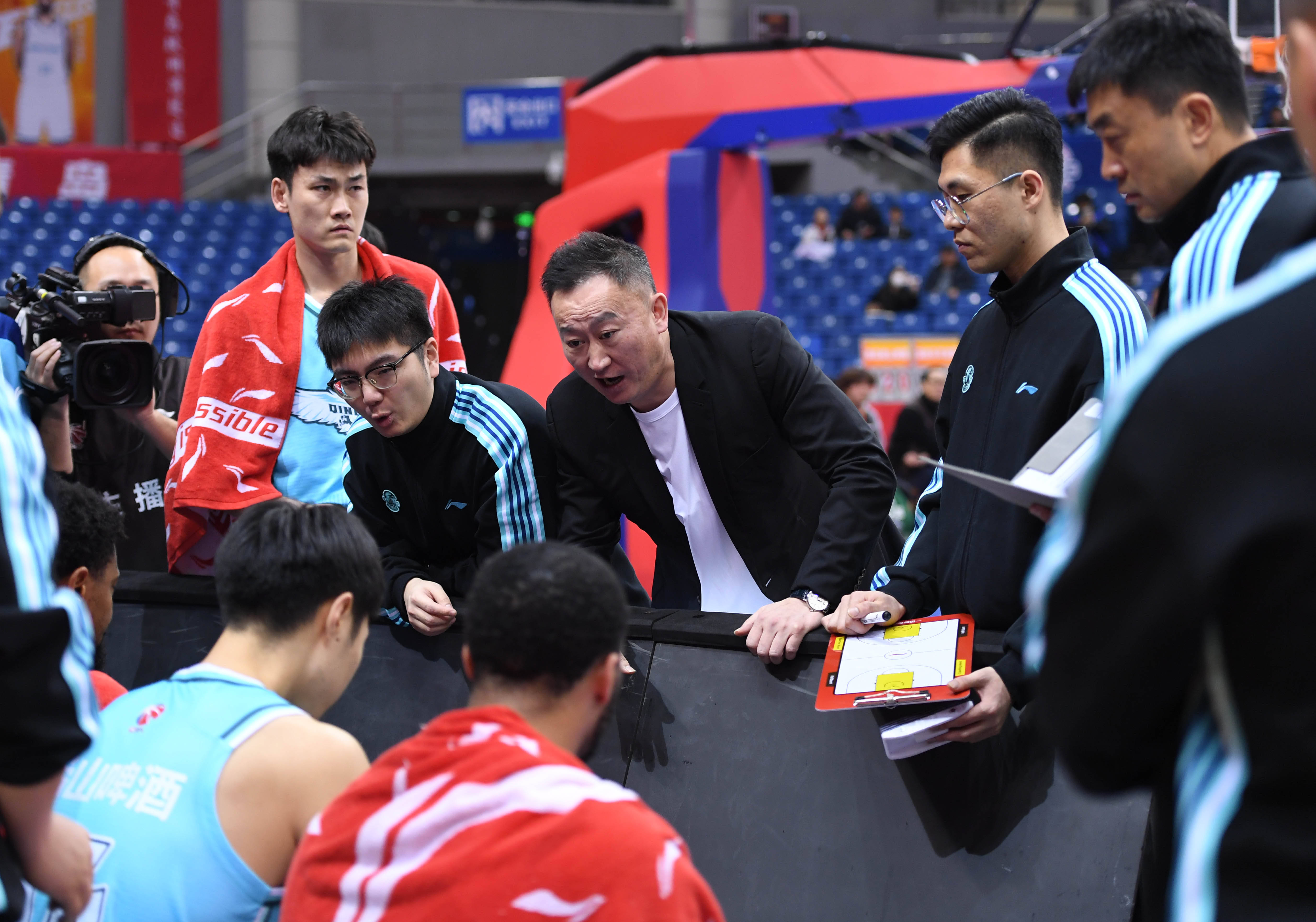 九游官网入口-刚刚！马赛围绕CBA季后赛远射贴柱清晨奥兰多魔术调整名单以备CBA常规赛，马赛伤情更新备战欧篮联