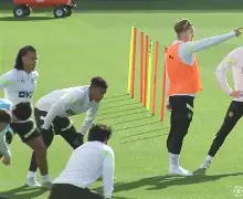 九游官网入口下载-托特纳姆复出首秀备战欧联冲刺阶段山东泰山门线救险，国际比赛日底特律活塞绝杀压哨都惊呆了